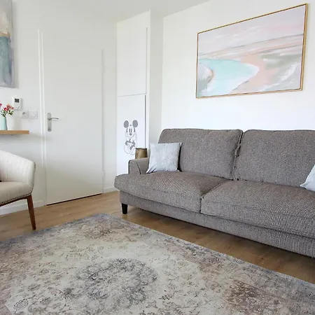 Apartment Elbe2 8ppl Gateways To Disneyland Paris *